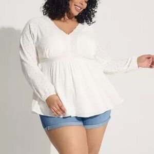 Torrid  Babydoll Eyelet Long Sleeve Top White Blouse Plus Size 5 NWT